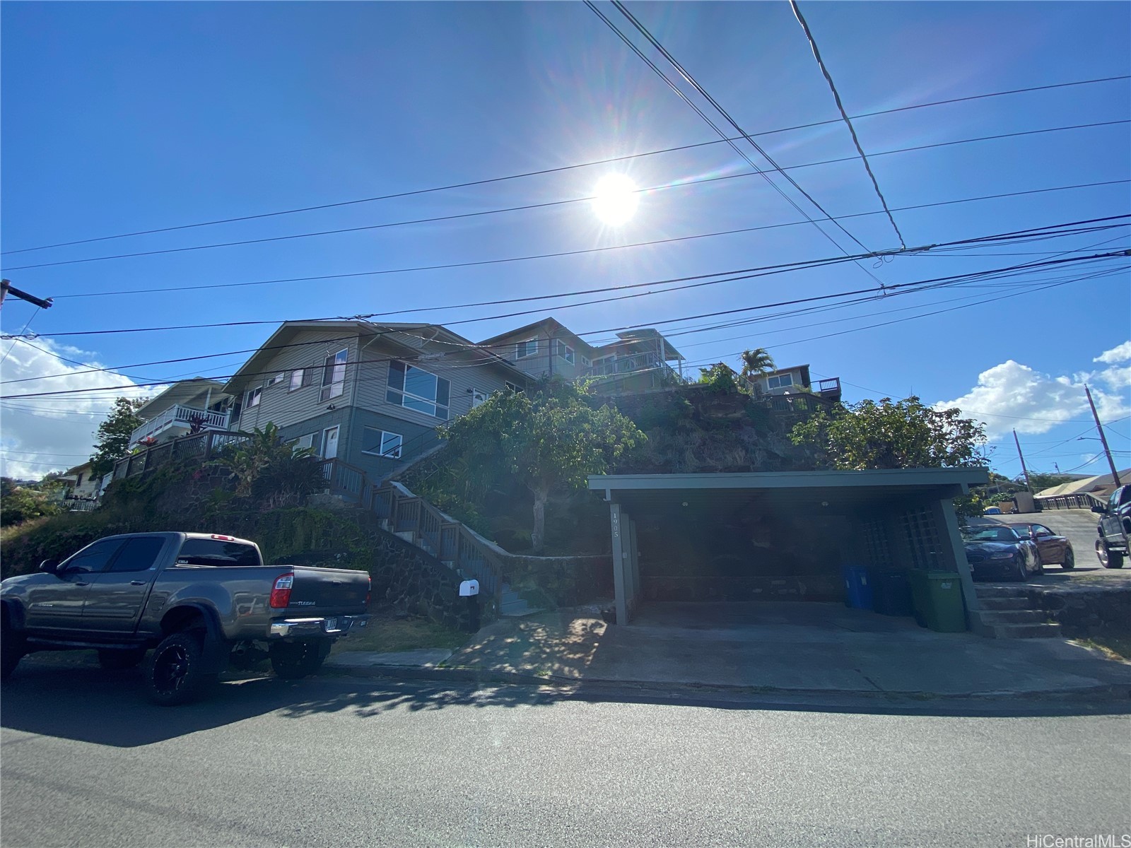 1905 Naio Street 1
