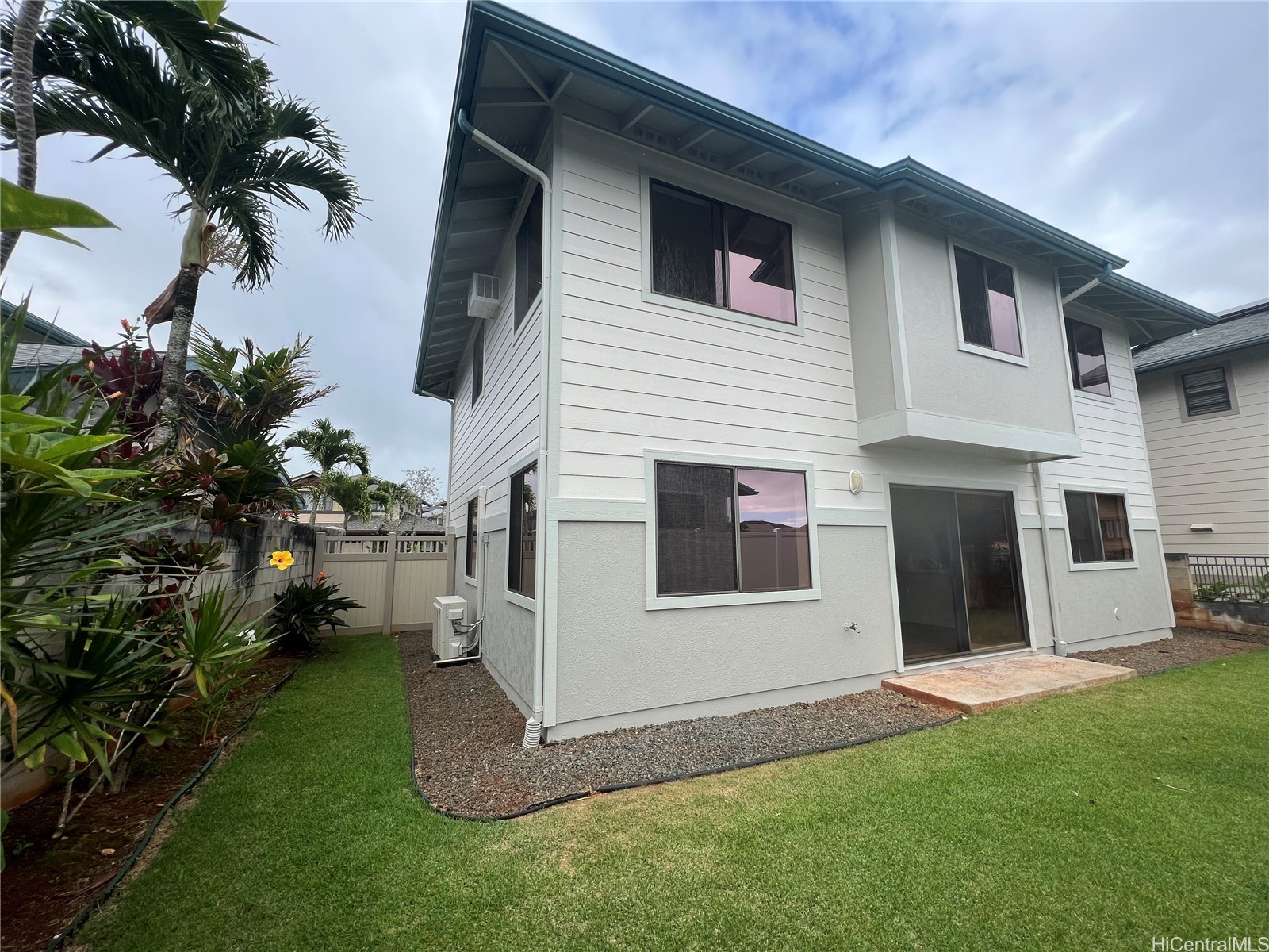 95-208 Mahelu Place