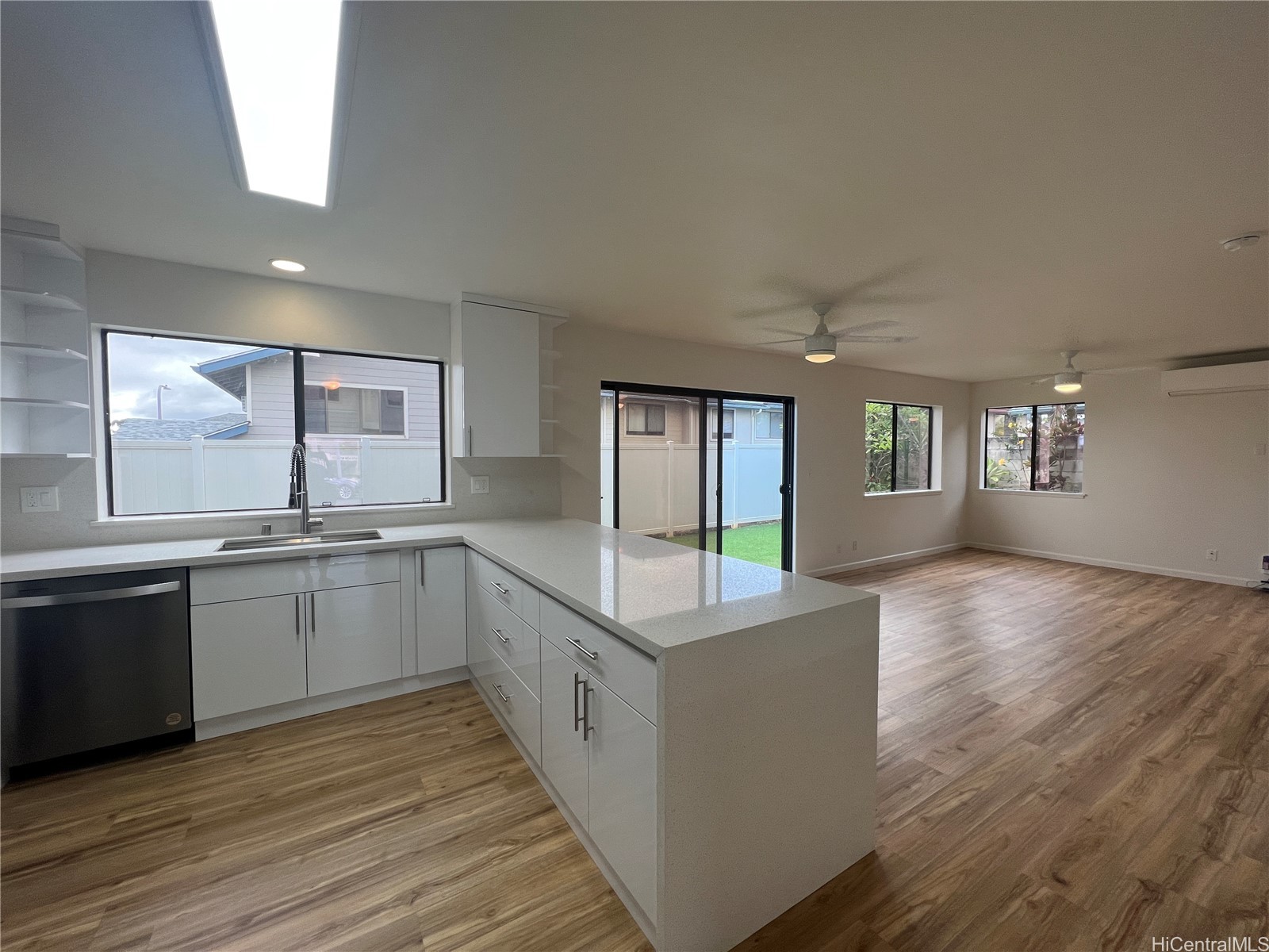 95-208 Mahelu Place