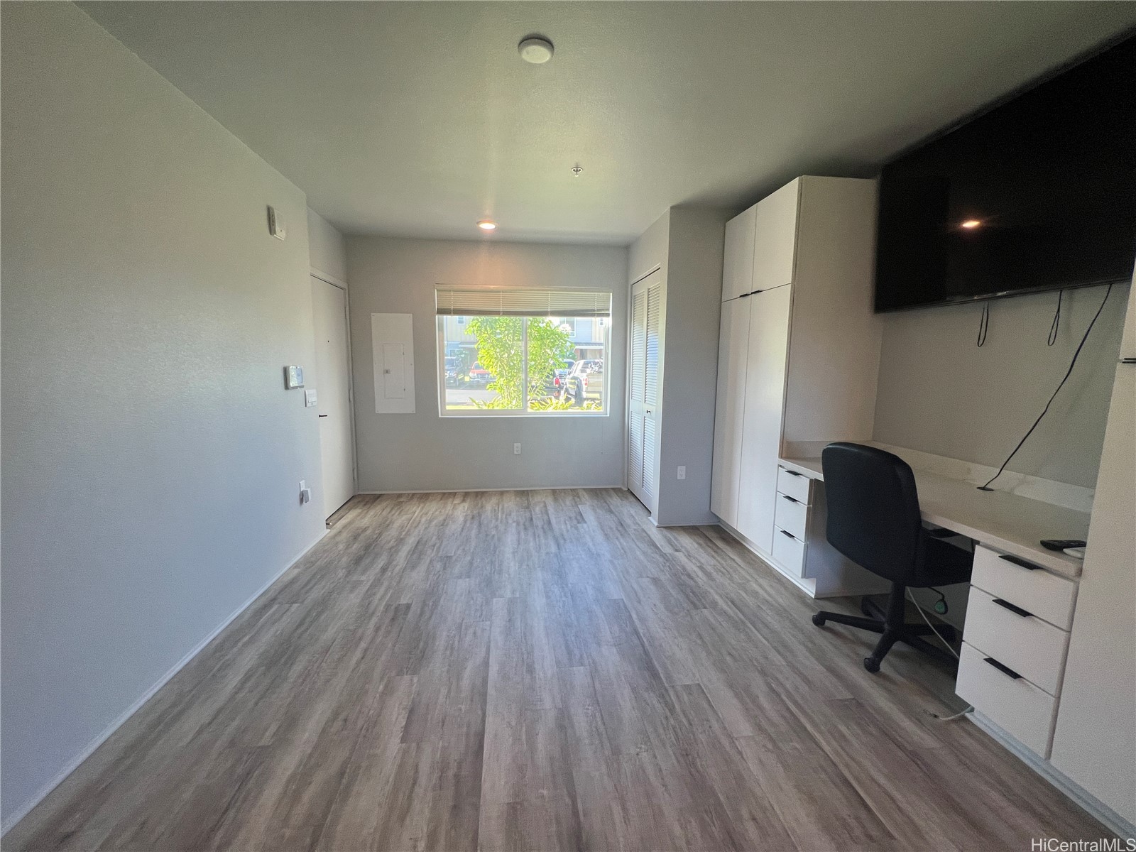 91-3575 Kamolehonua Street 1405