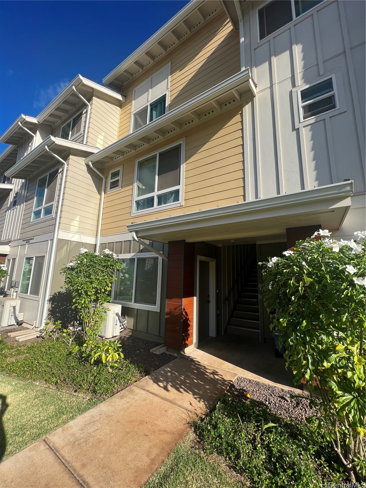 91-3575 Kamolehonua Street 1405