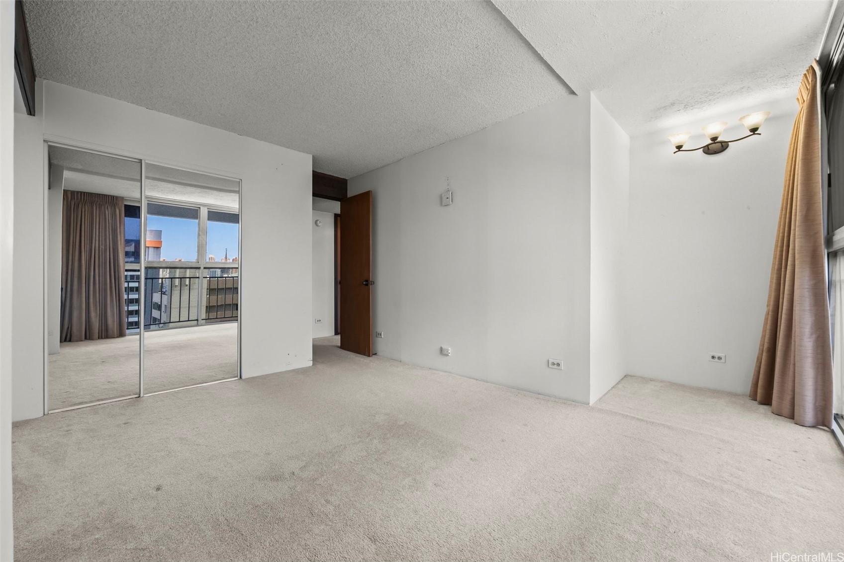 1621 Date Street 1001