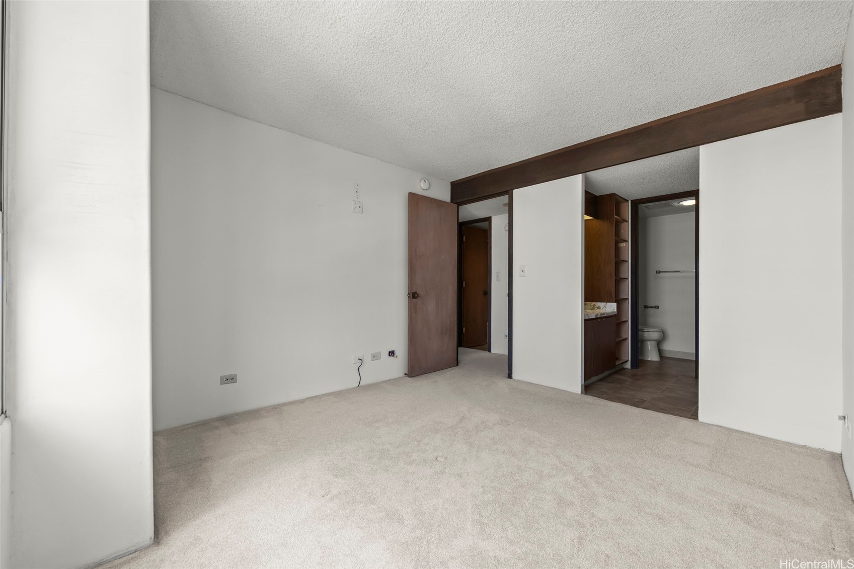 1621 Date Street 1001