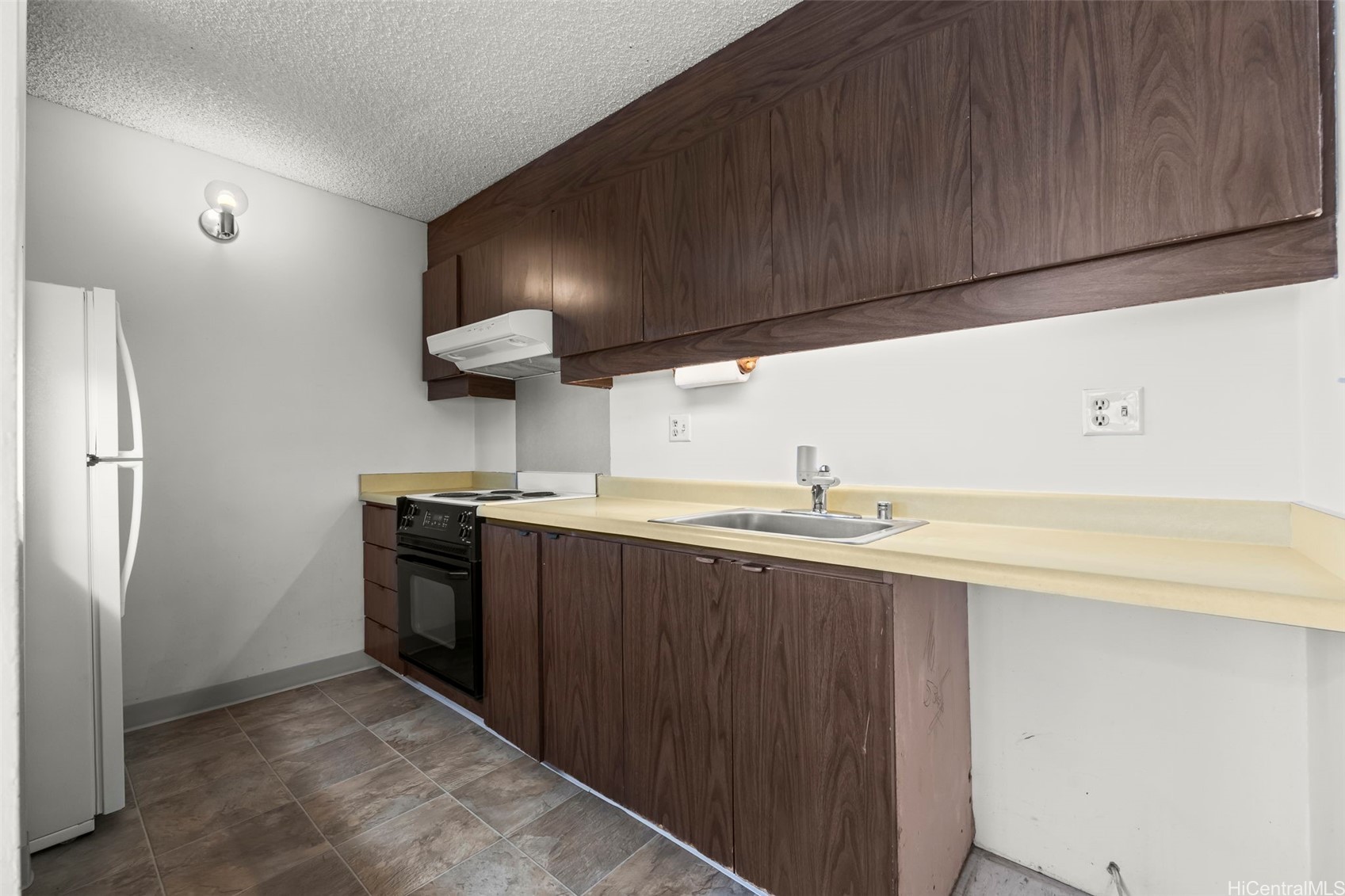 1621 Date Street 1001
