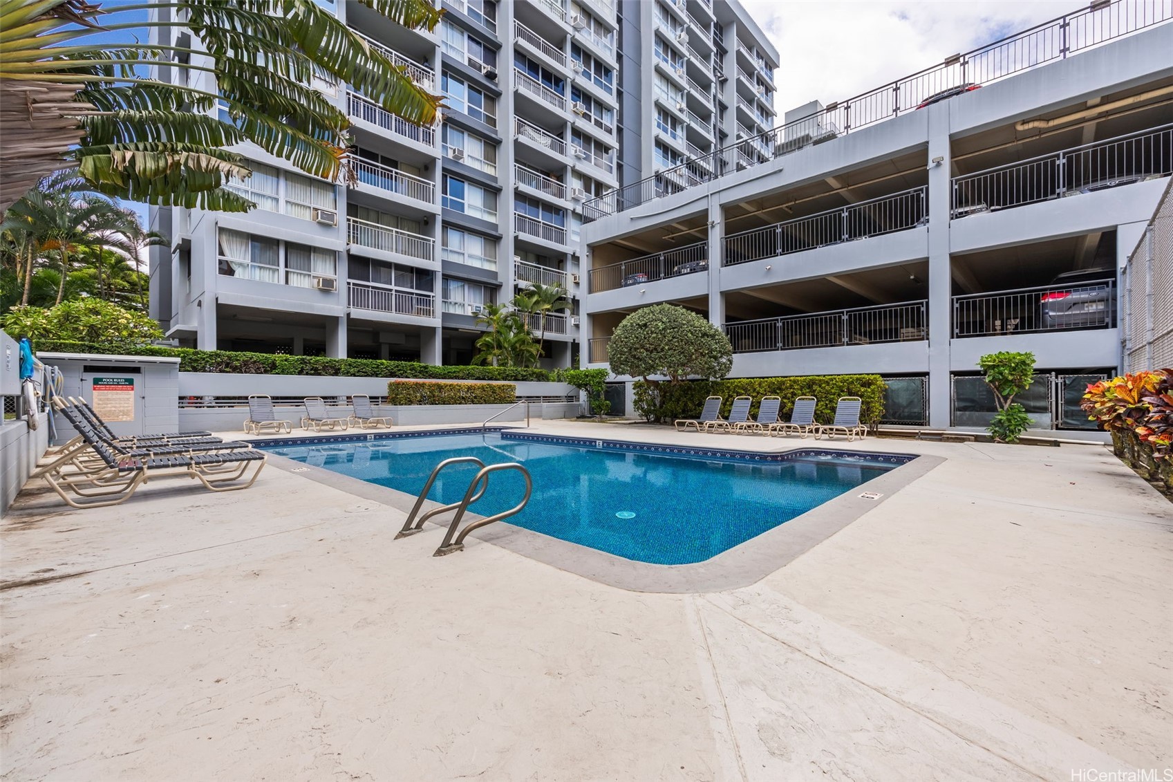 1621 Date Street 1001