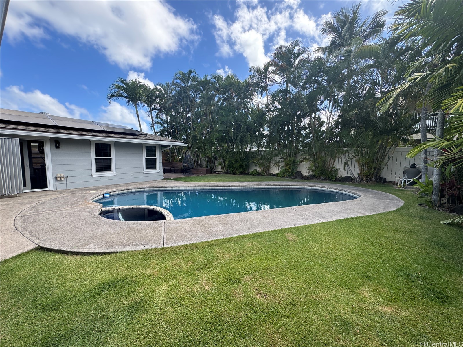 279 Hamakua Drive
