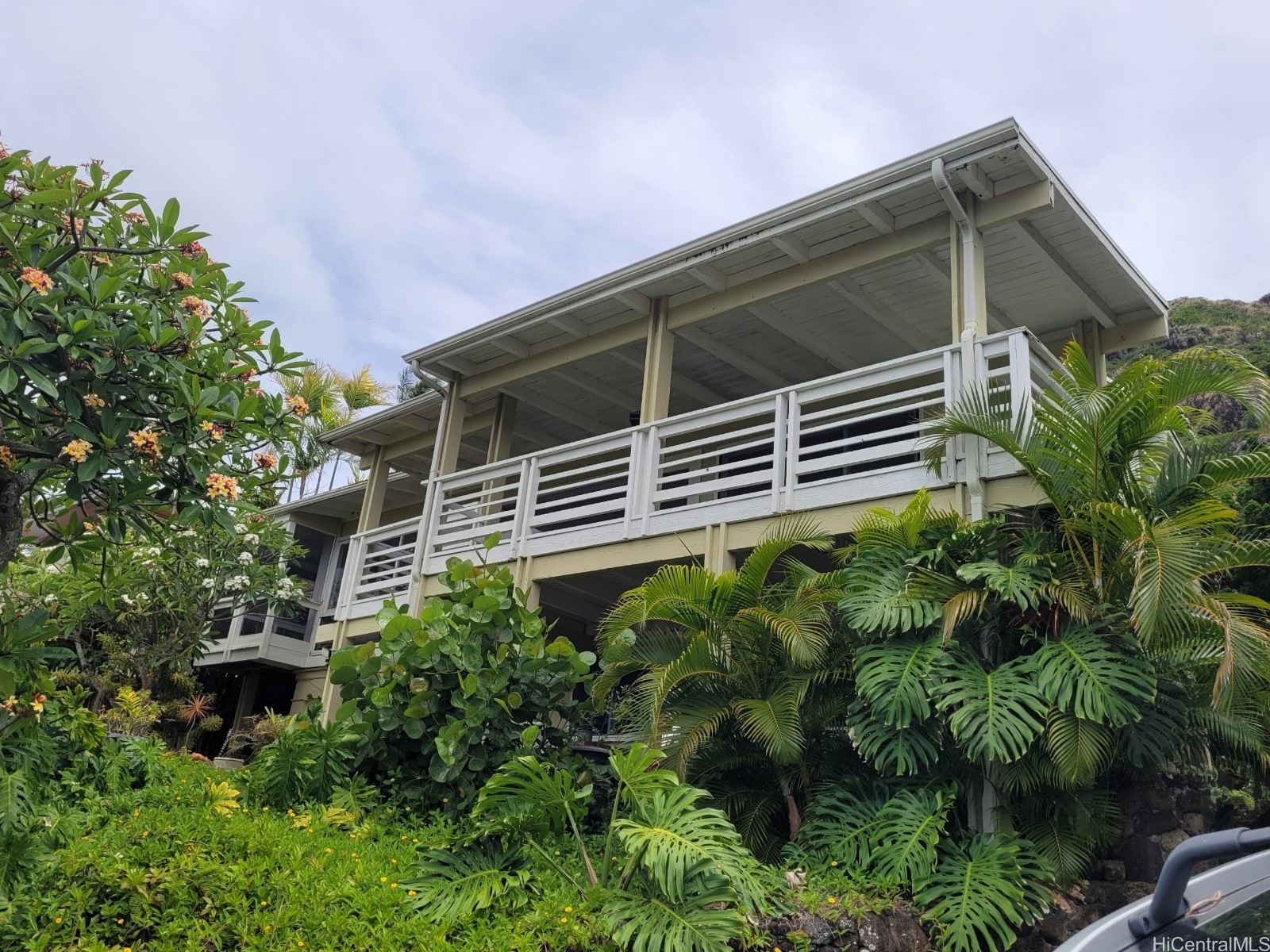1069 Aalapapa Drive Upper