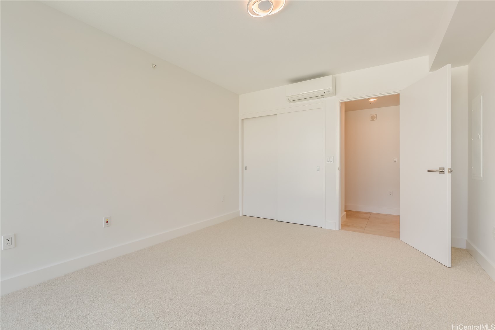 629 Keeaumoku Street 1208