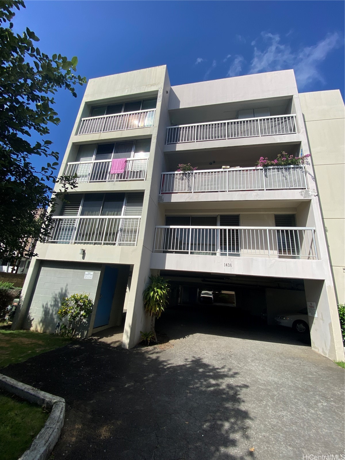 1436 Kewalo Street 204