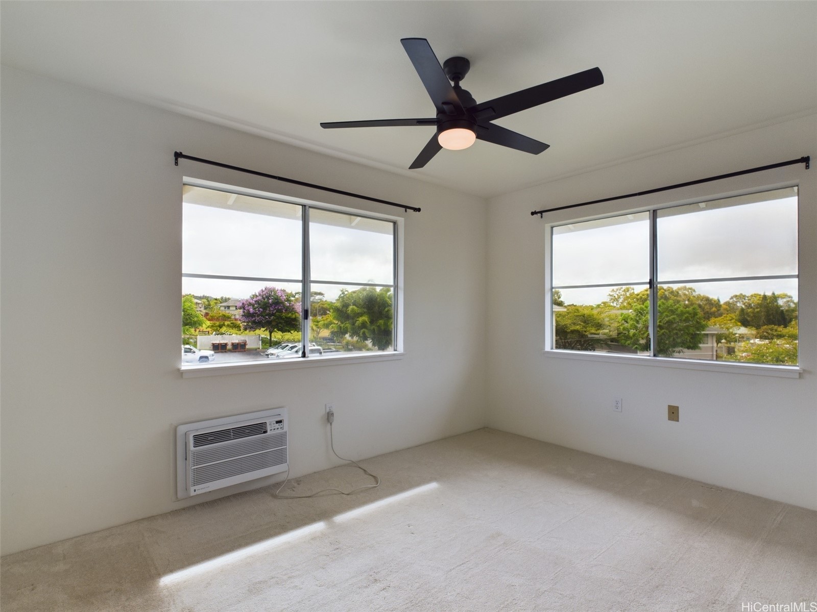 95-1039 Kaapeha Street 240