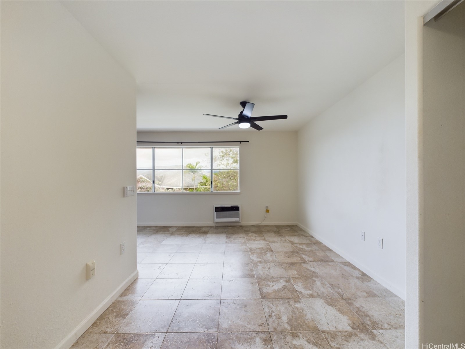 95-1039 Kaapeha Street 240