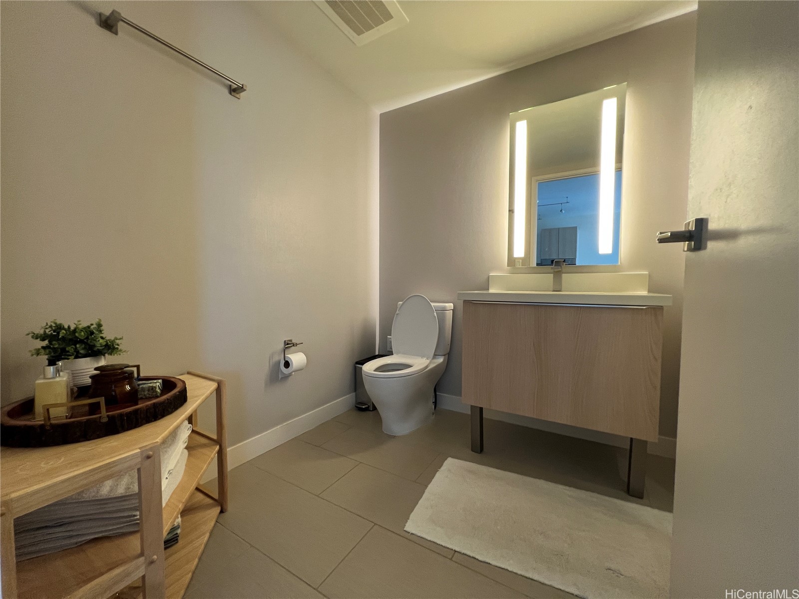 888 Kapiolani Boulevard 3712