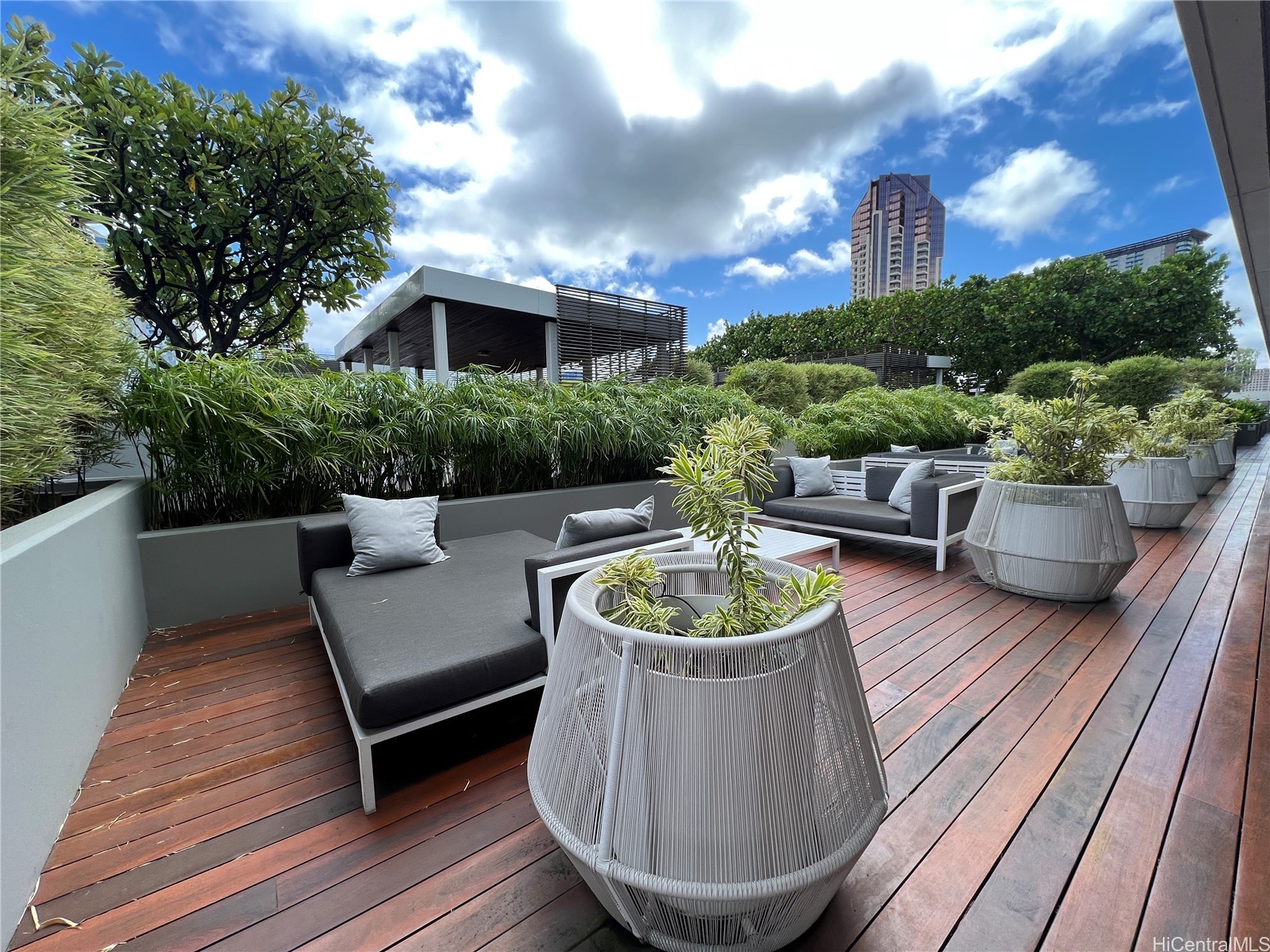 888 Kapiolani Boulevard 3712