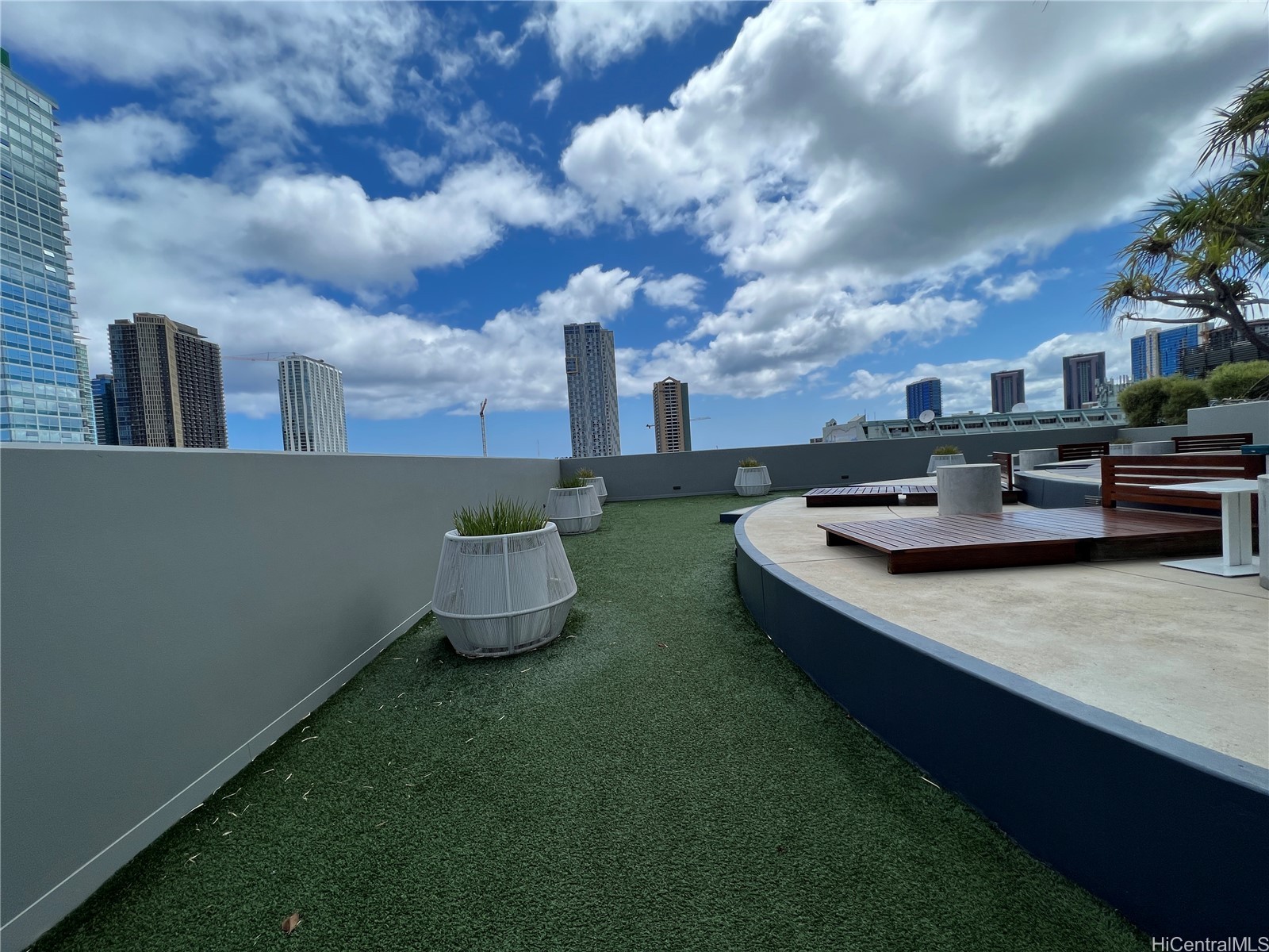 888 Kapiolani Boulevard 3712
