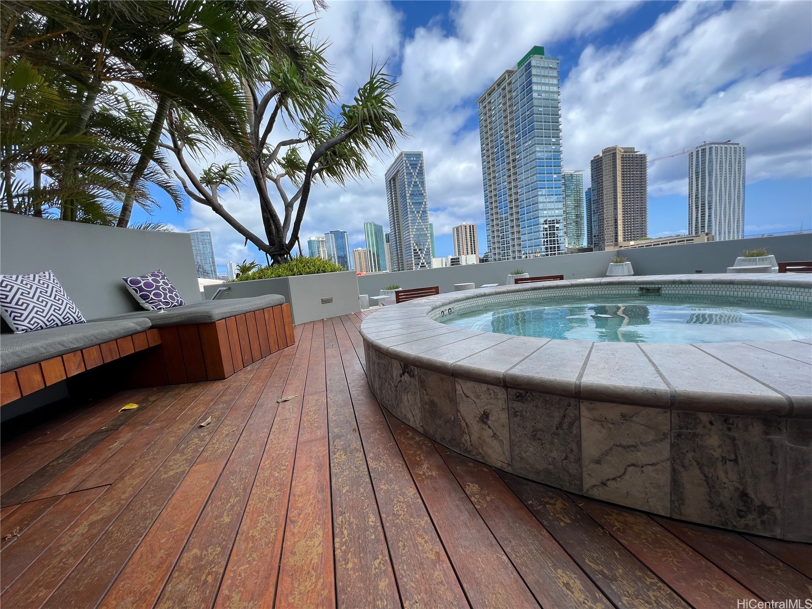 888 Kapiolani Boulevard 3712