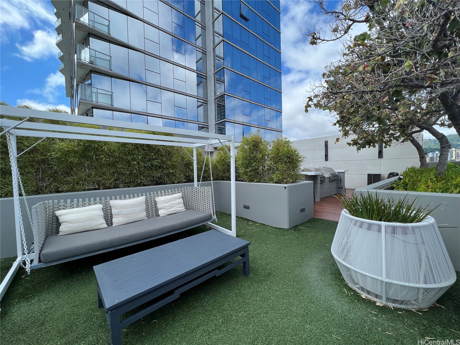 888 Kapiolani Boulevard 3712