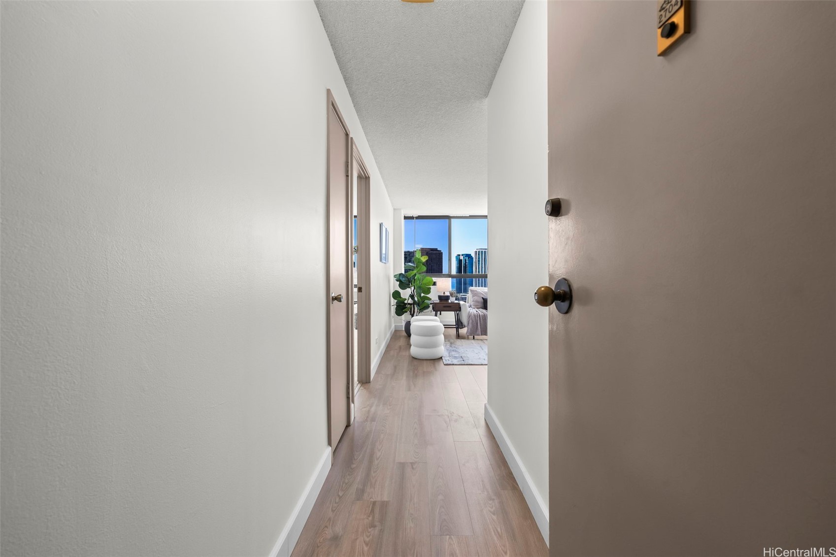 876 Curtis Street Unit: 96813