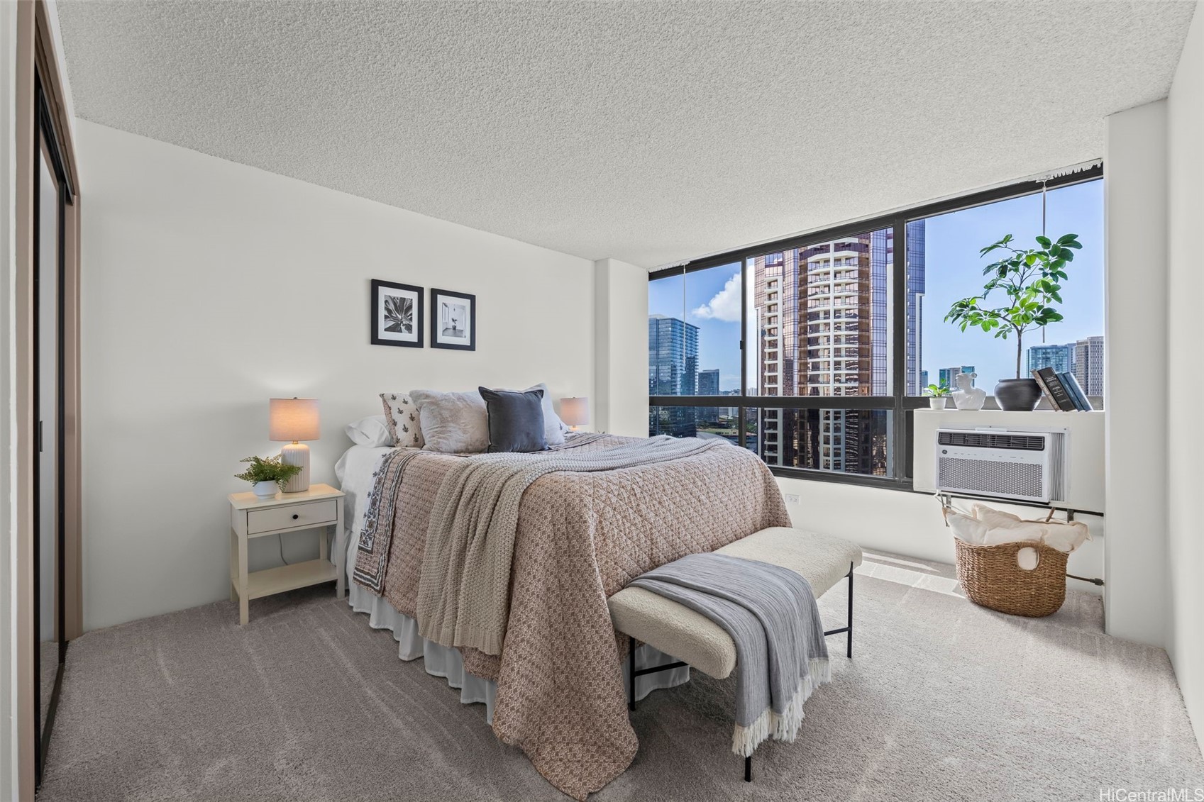 876 Curtis Street Unit: 96813