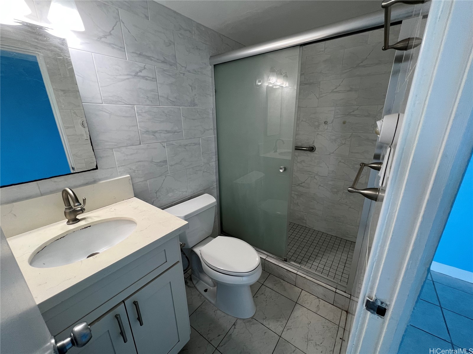 2120 Fern Street 203