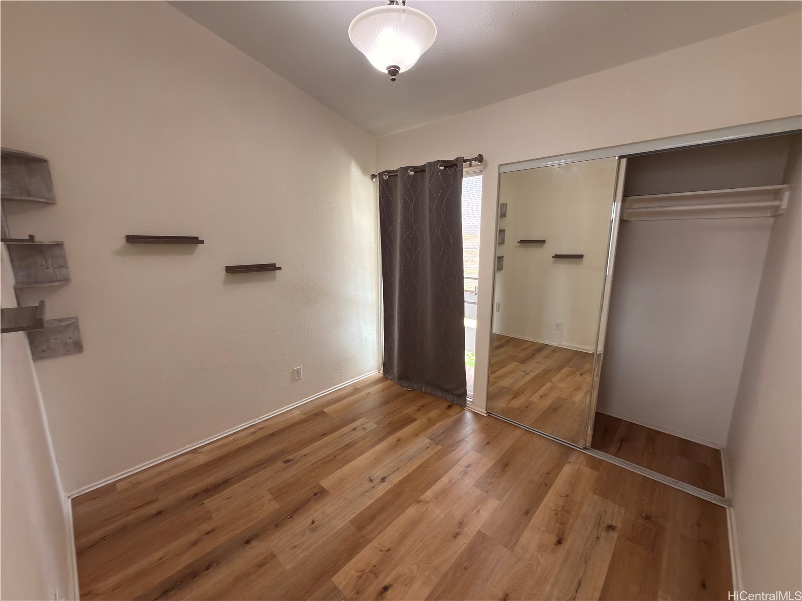95-350 Mahapili Court 148