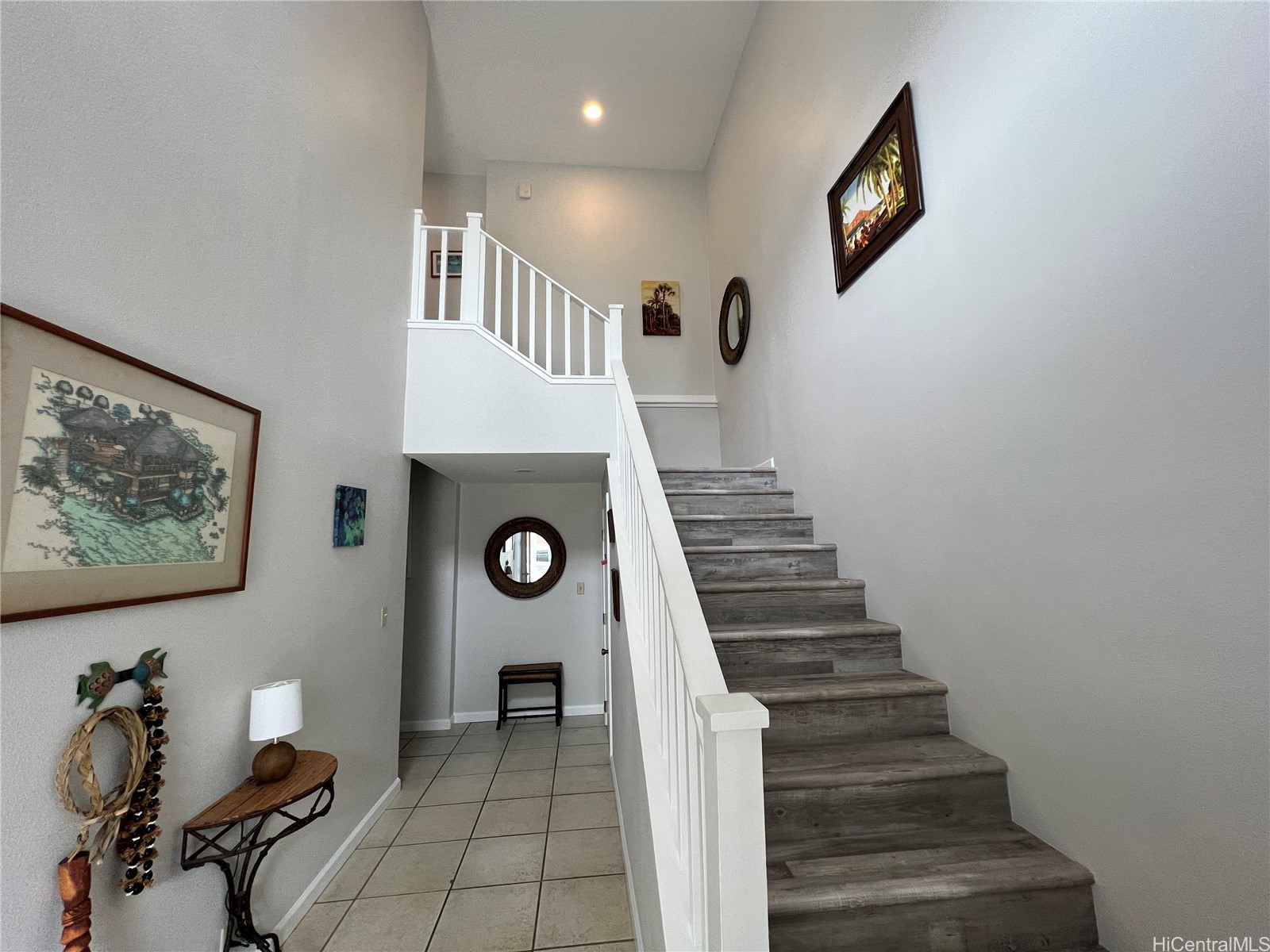 864 Aalapapa Drive