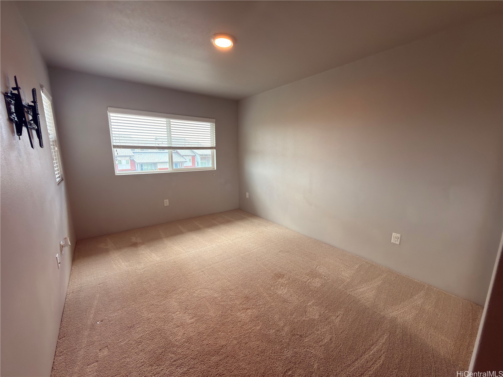 91-3475 Nana Hope Street 1010