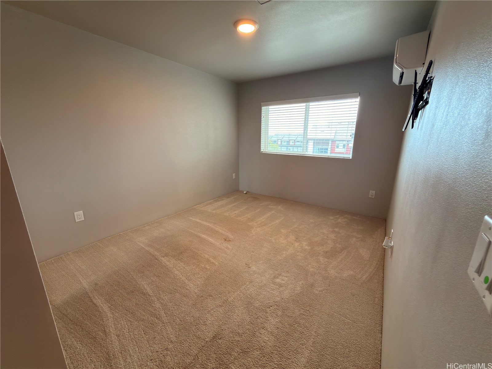 91-3475 Nana Hope Street 1010