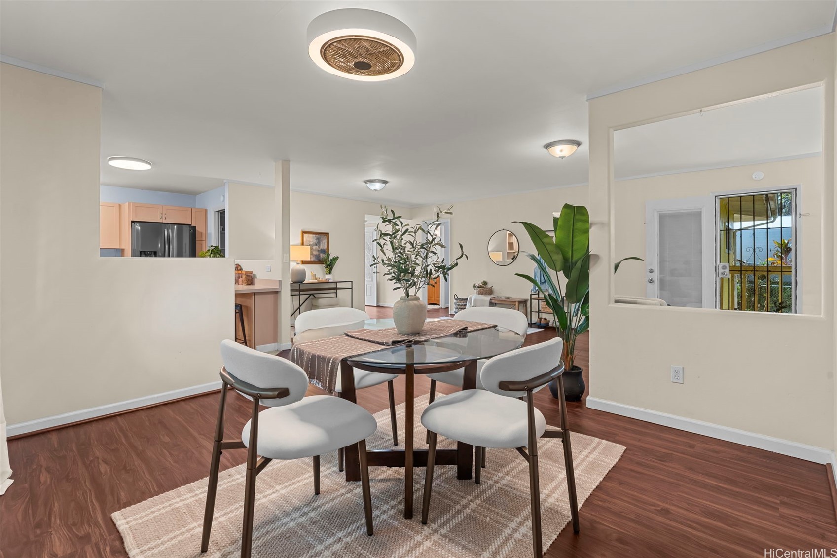 11 Haumalu Place