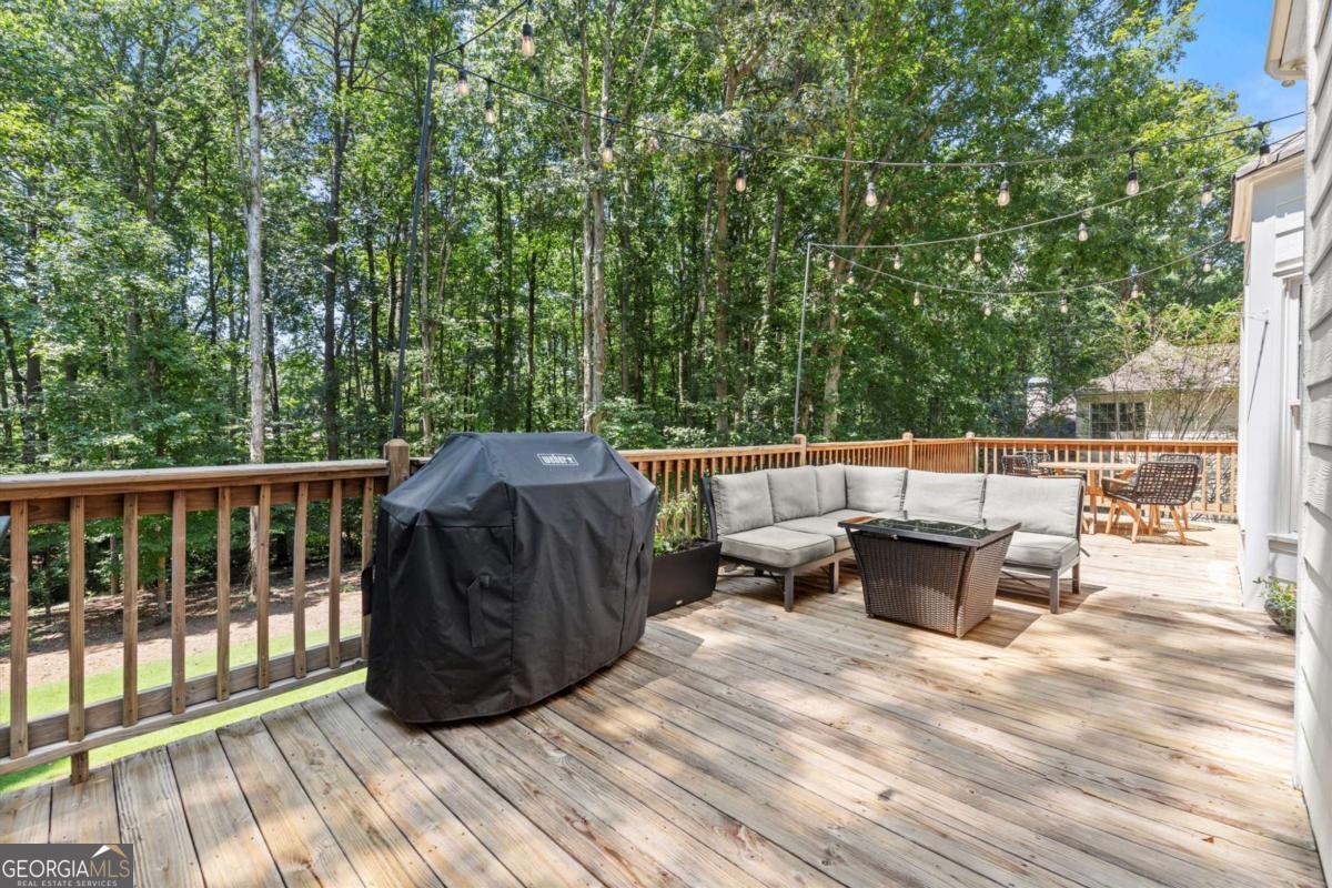 313 Thorntree Lane