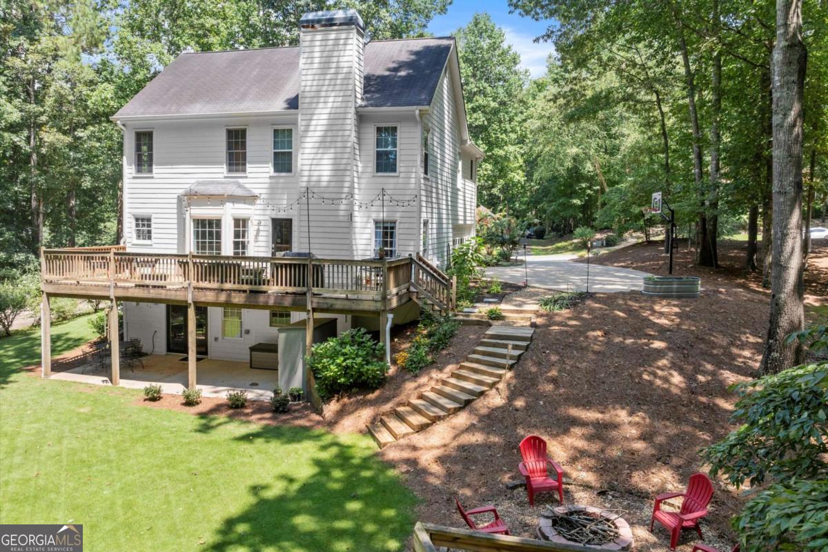 313 Thorntree Lane