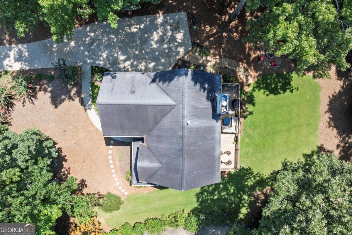 313 Thorntree Lane