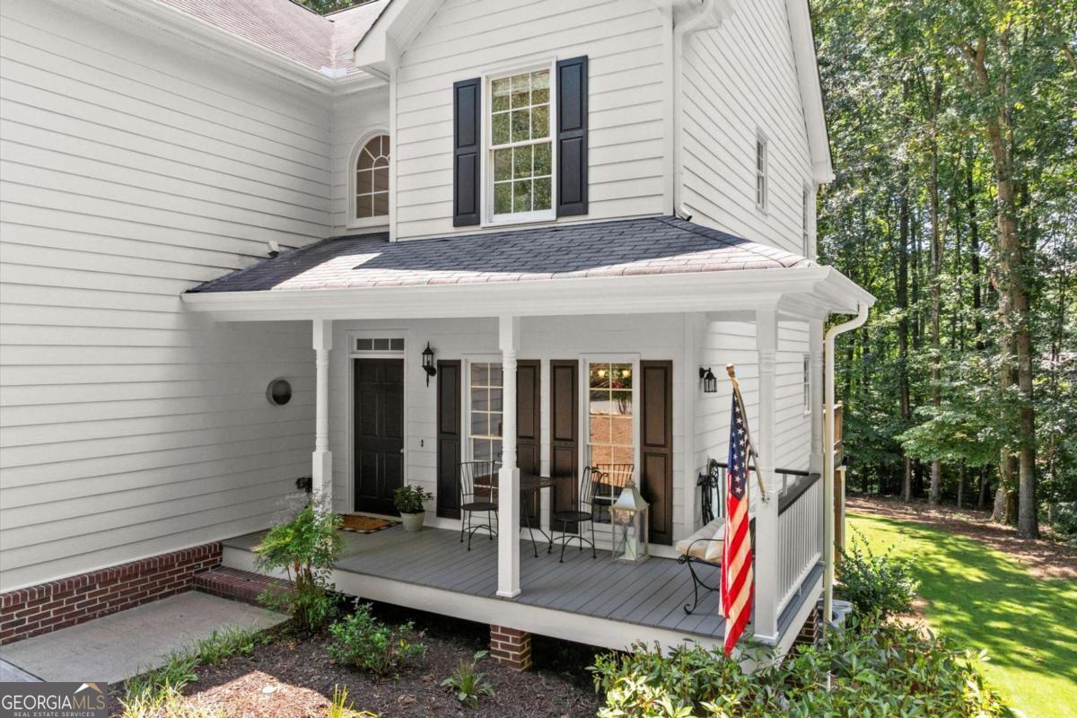313 Thorntree Lane