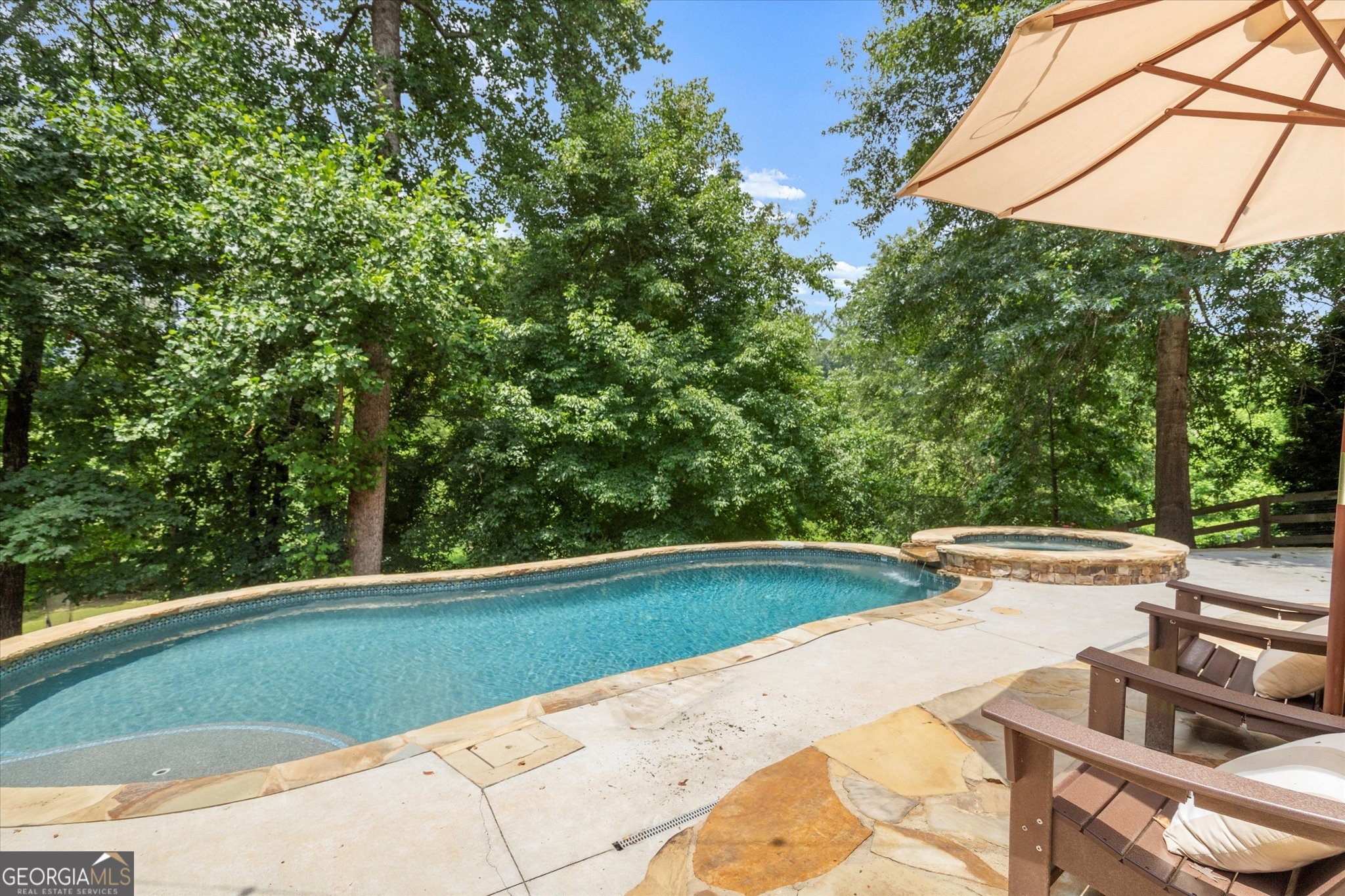 402 Greyfield Drive