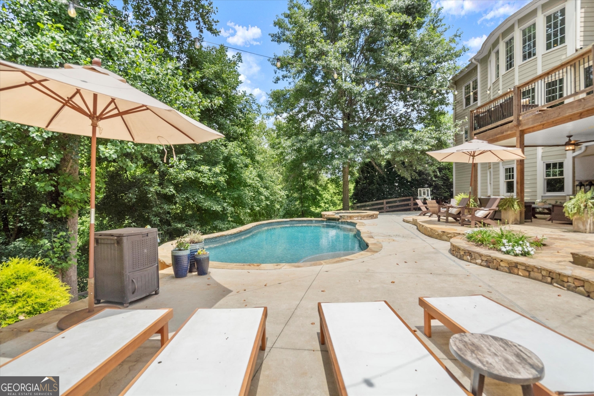 402 Greyfield Drive
