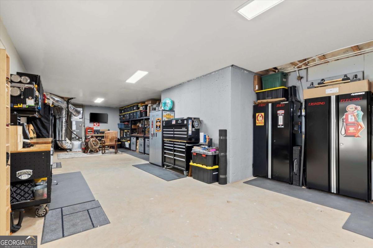 4635 Yellow Creek Road