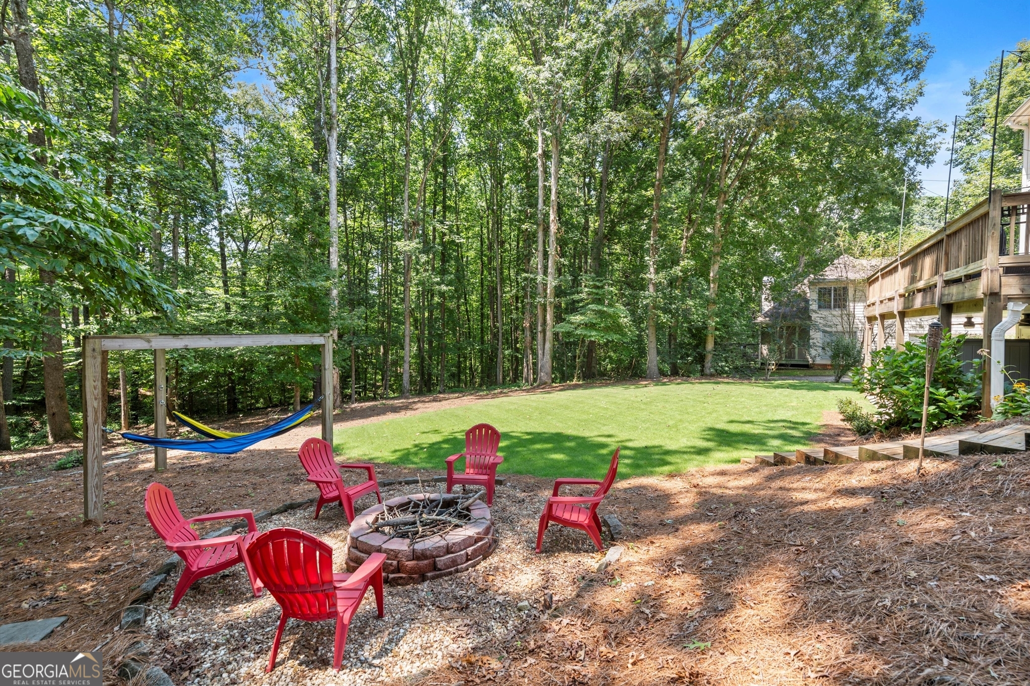 313 Thorntree Lane