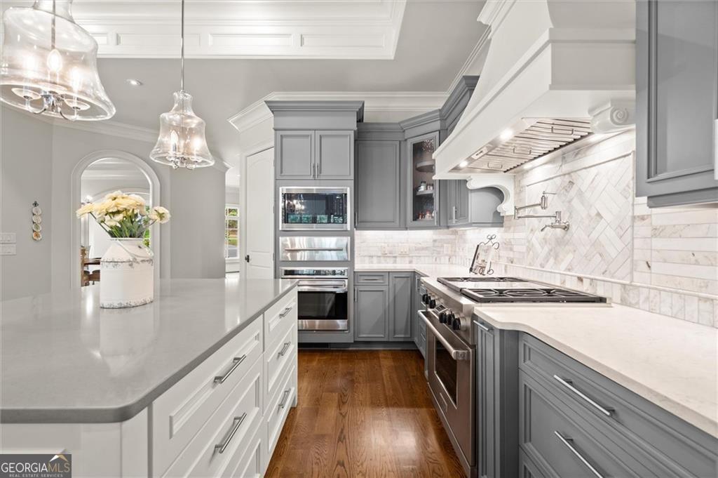 285 Traditions Drive