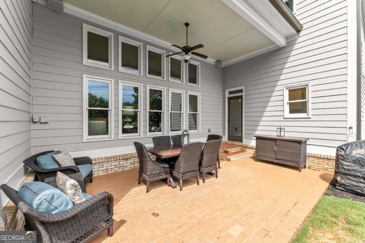 487 Carmichael Circle