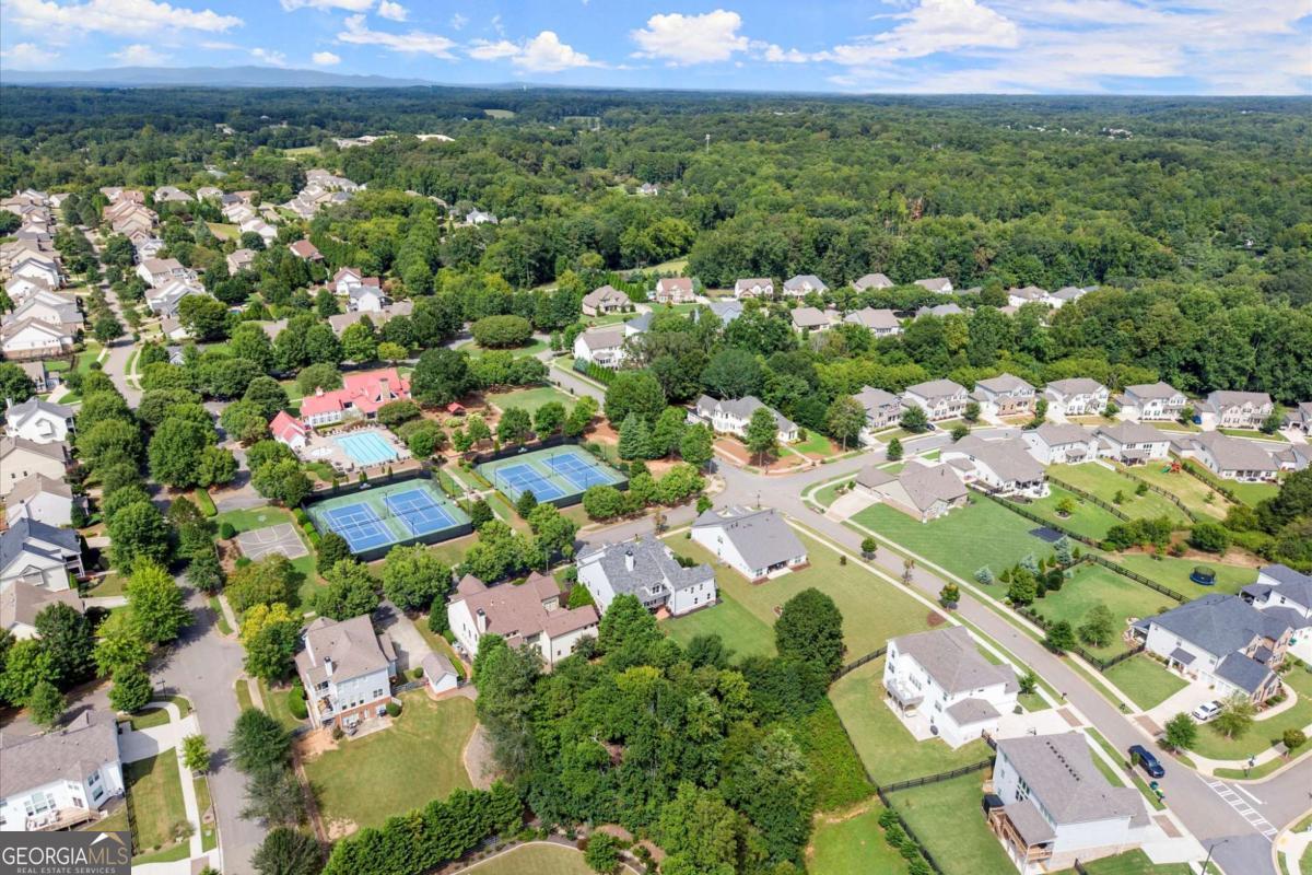 487 Carmichael Circle