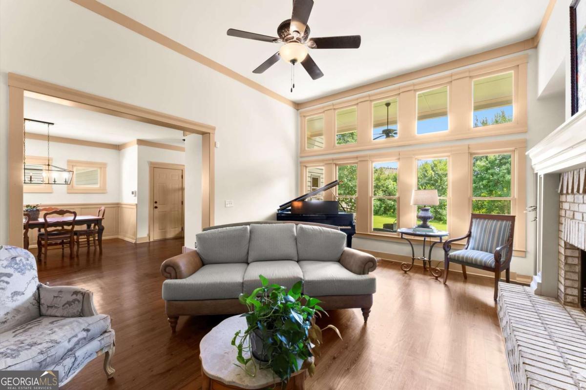 487 Carmichael Circle