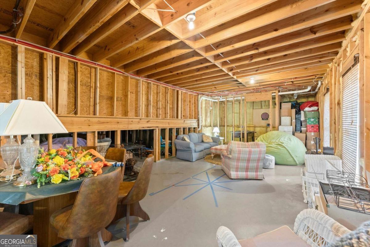 487 Carmichael Circle