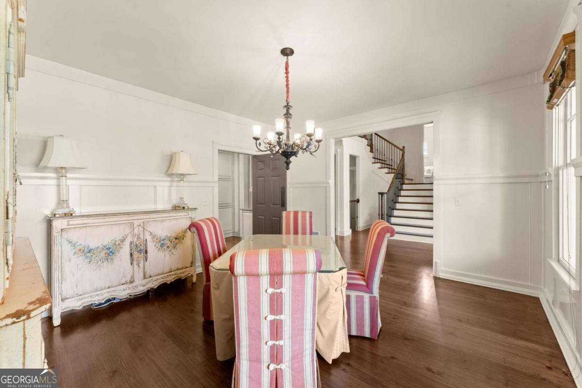 487 Carmichael Circle