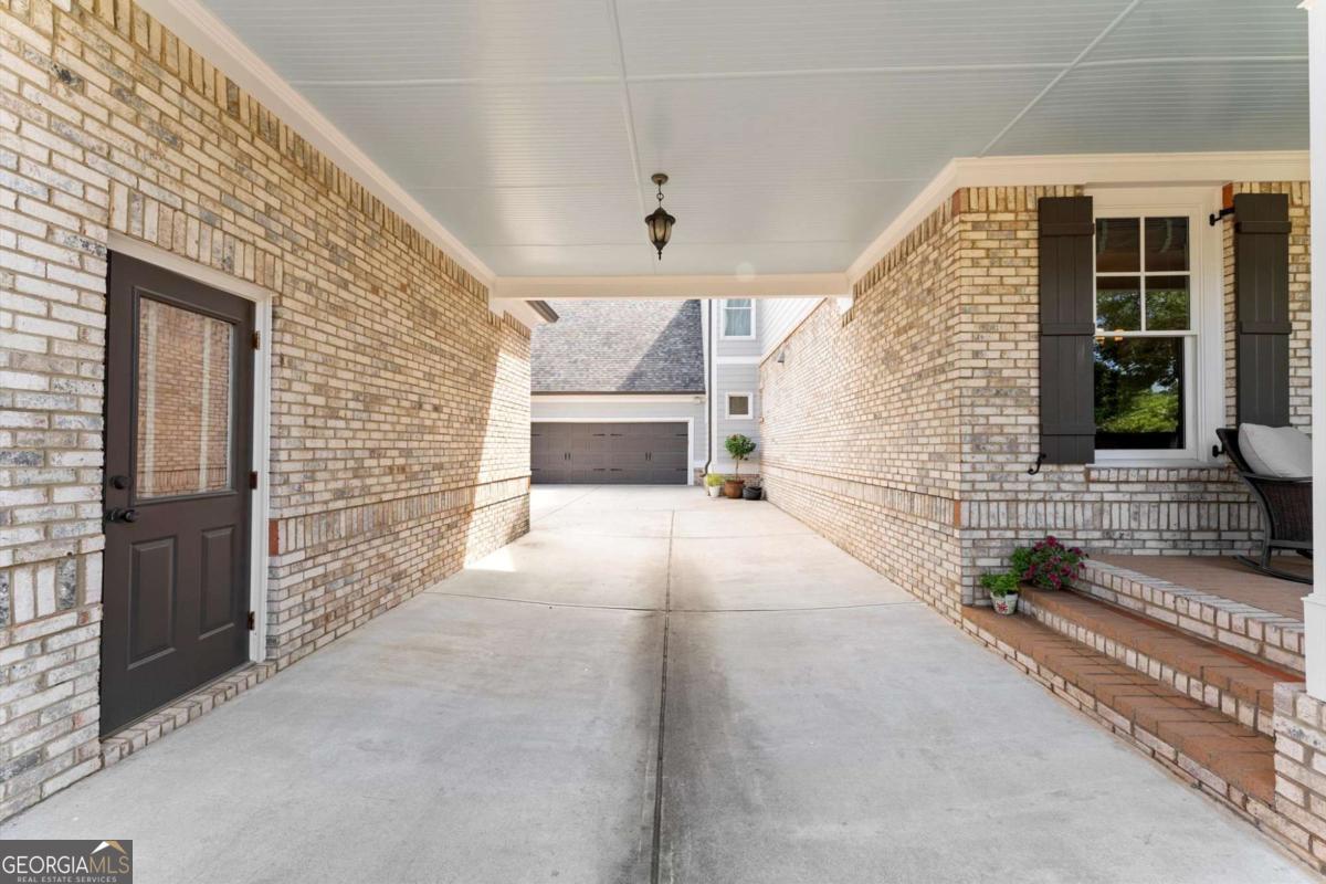 487 Carmichael Circle