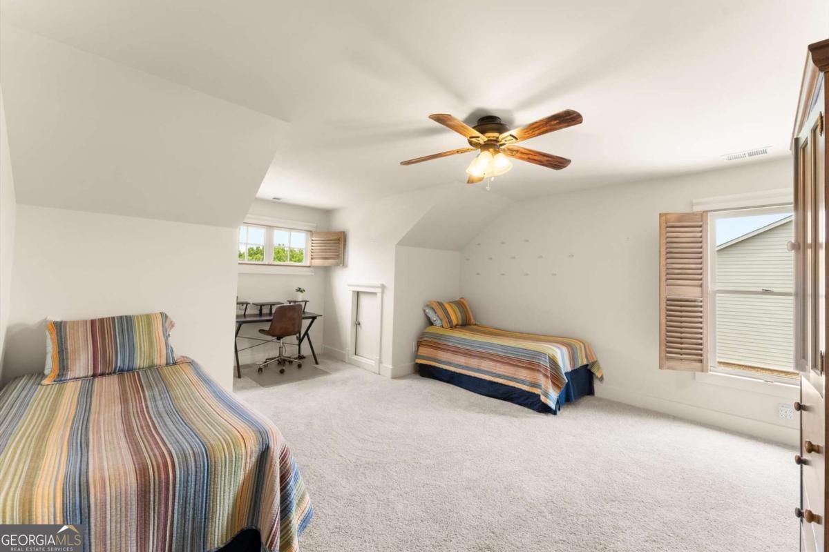 487 Carmichael Circle