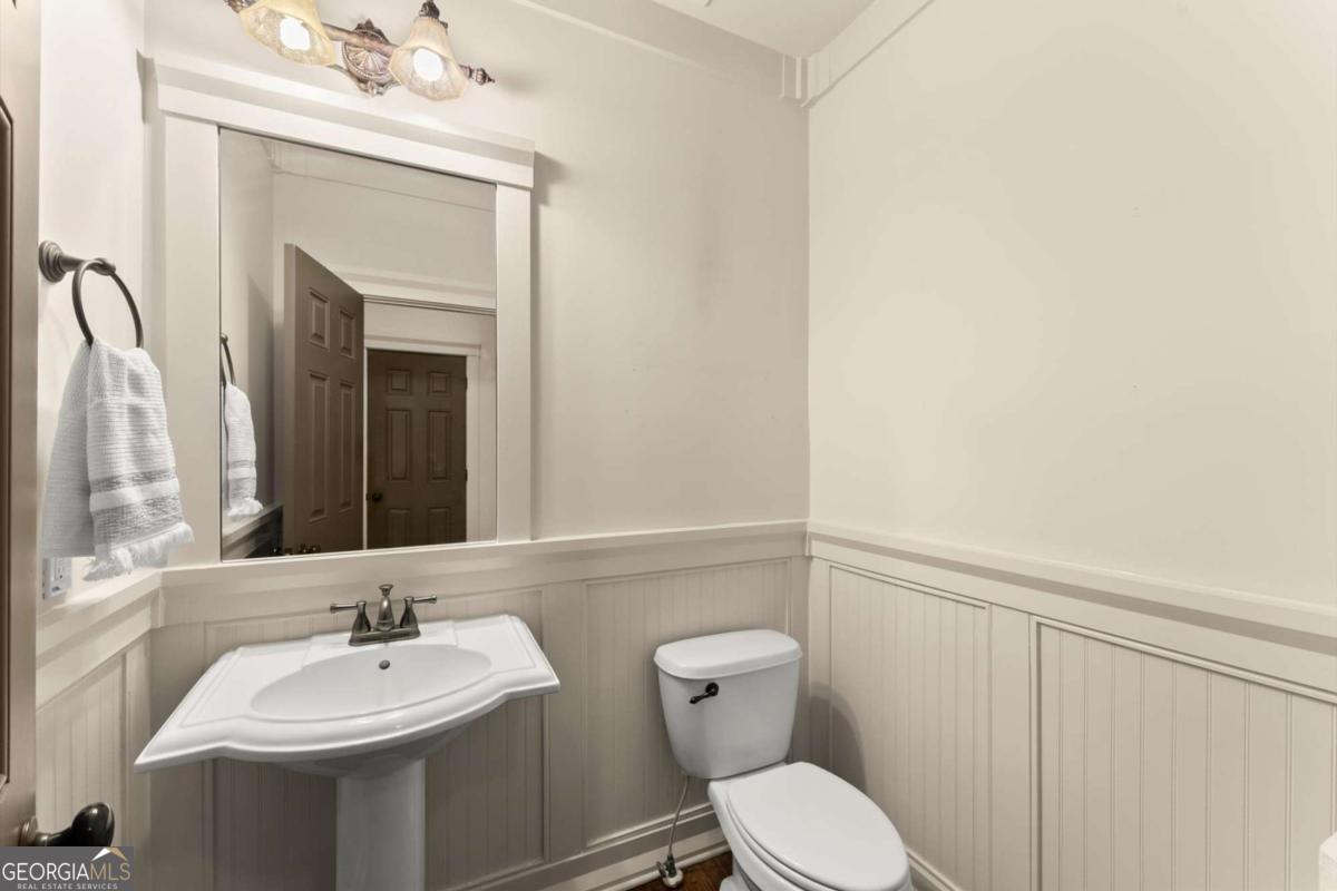 487 Carmichael Circle