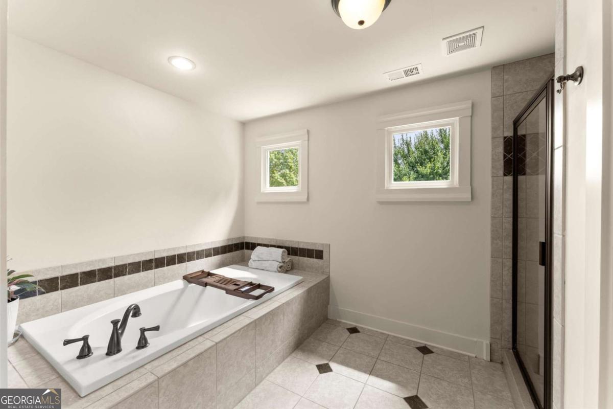 487 Carmichael Circle