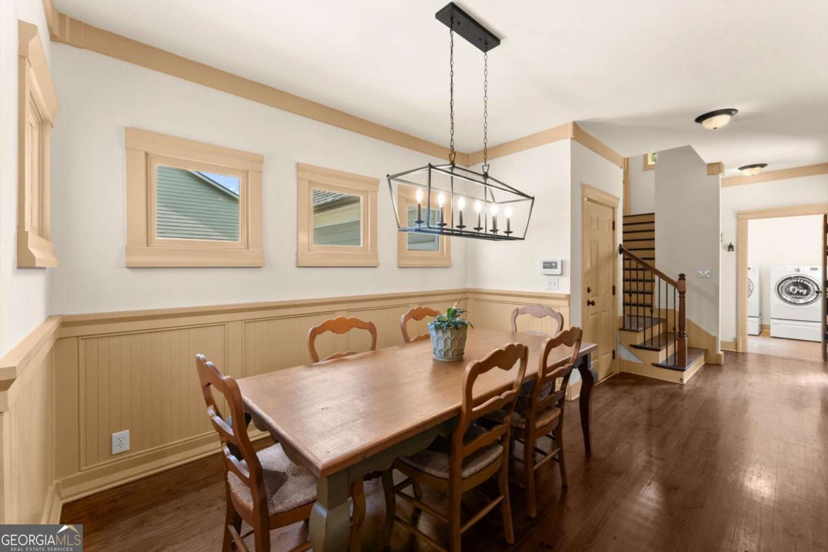 487 Carmichael Circle