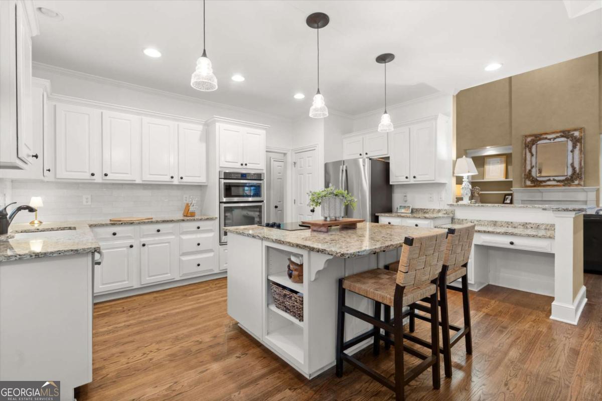 201 Devonshire Court