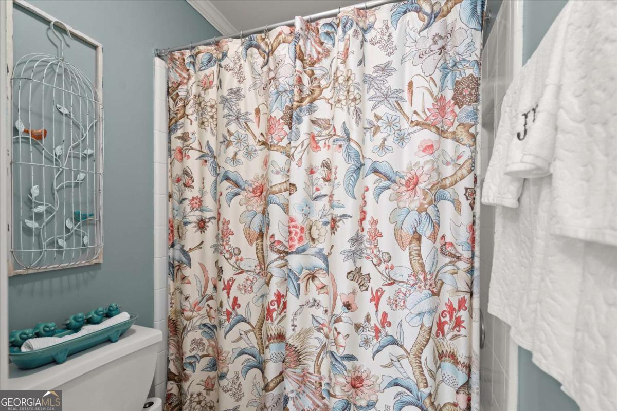 201 Devonshire Court