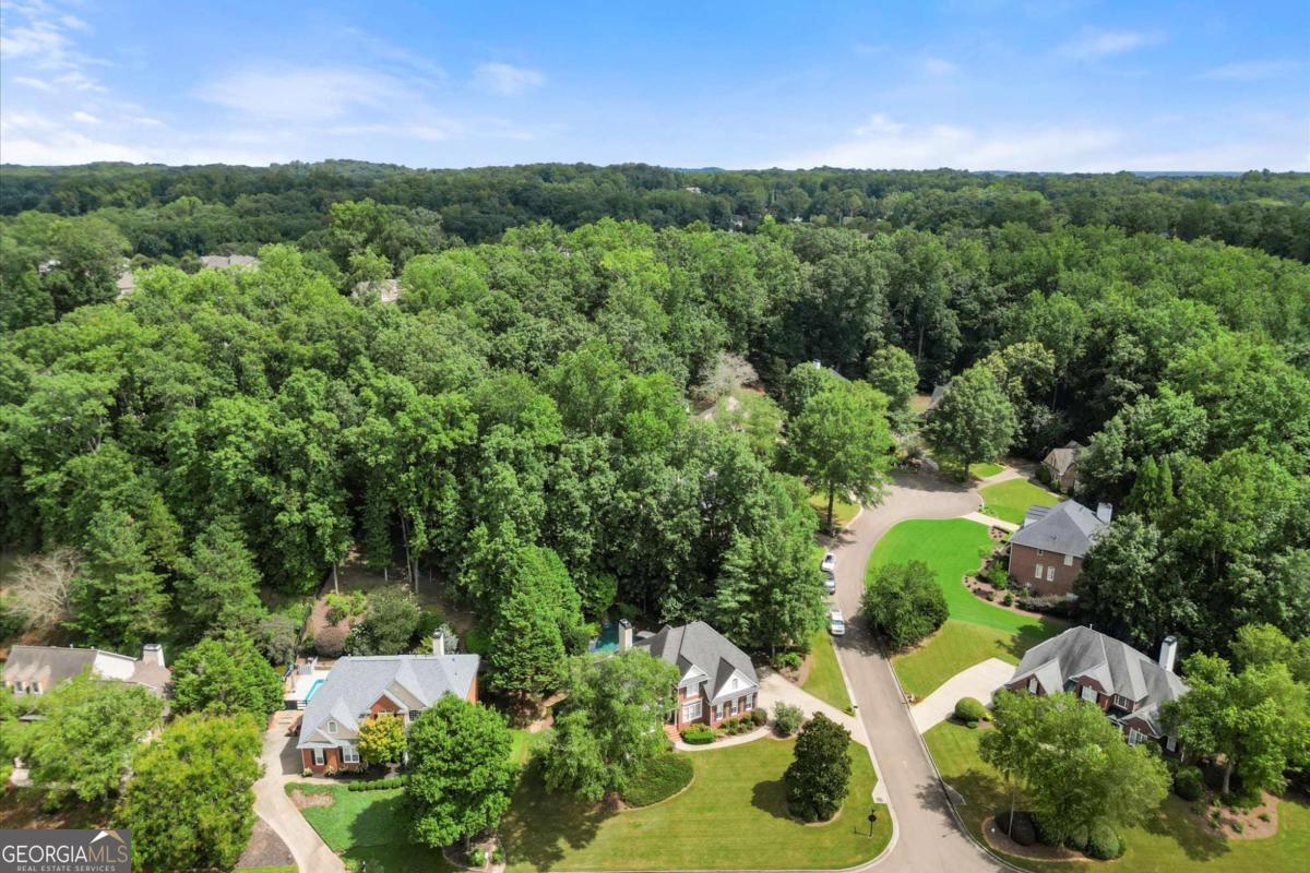 201 Devonshire Court